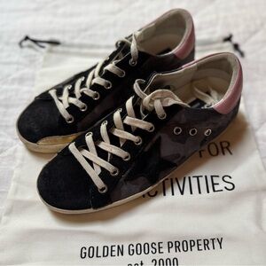 Golden goose sneaker